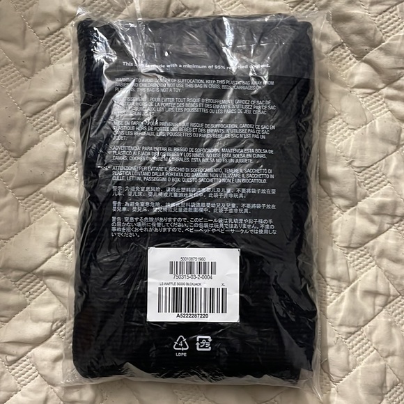 🆕 Old Navy Women’s Long Sleeve Waffle Knit Crop T Shirt - Picture 8 of 13